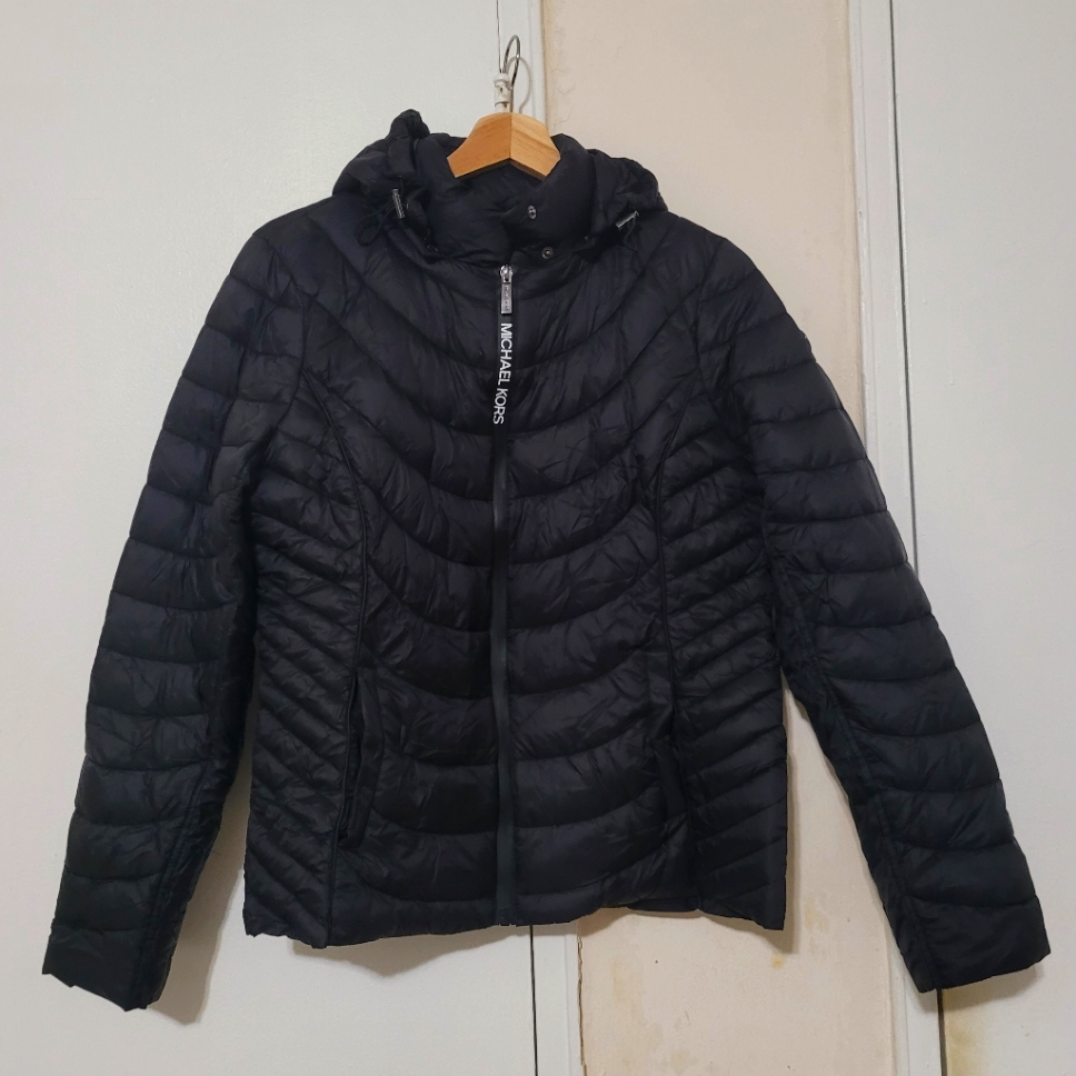 Brand New Portable Michael Kors Jacket. Size Medium